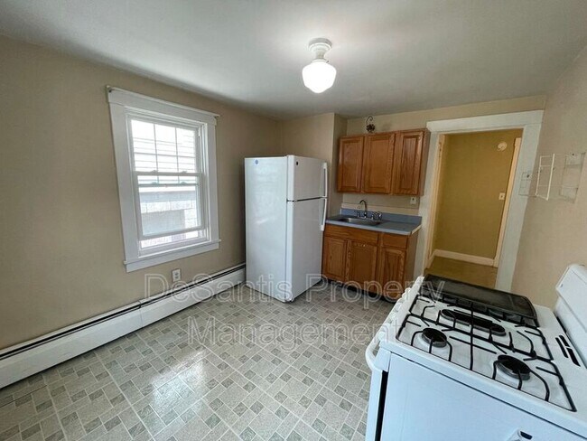 Foto del edificio - 2473 Wildwood Rd