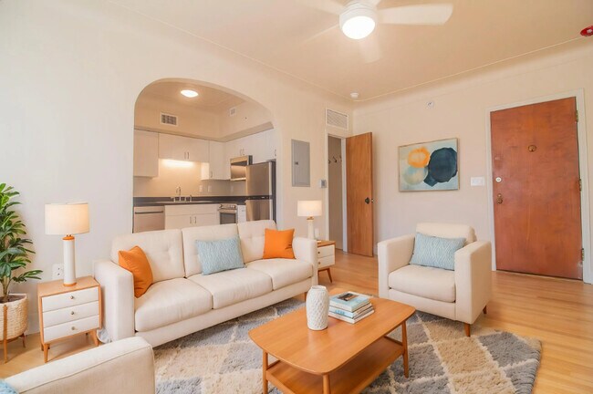 Foto del edificio - Residence at Outer Drive