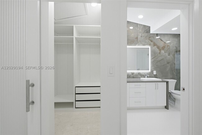 Building Photo - 22384 Thousand Pines Ln