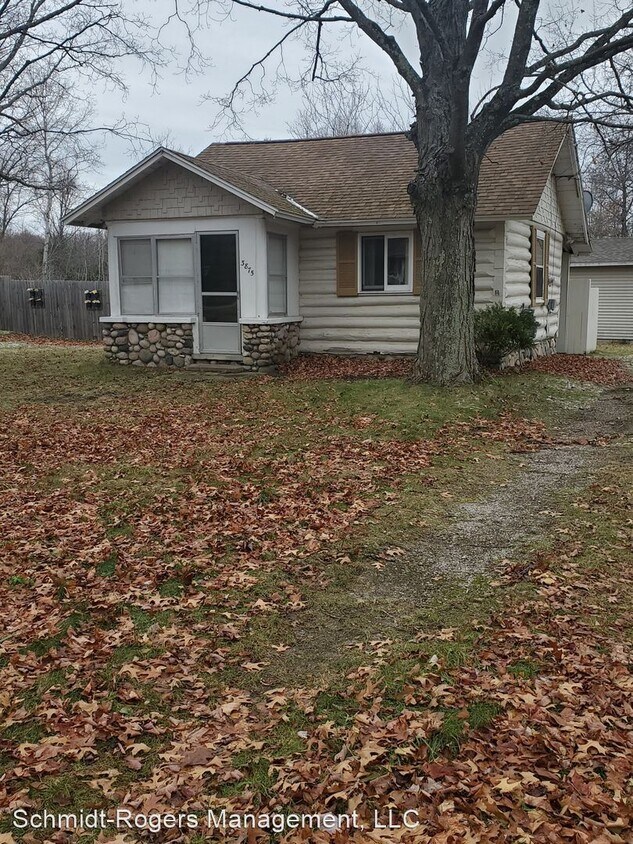 1 br, 1 bath House 3875 Five Mile Road House Rental in Traverse