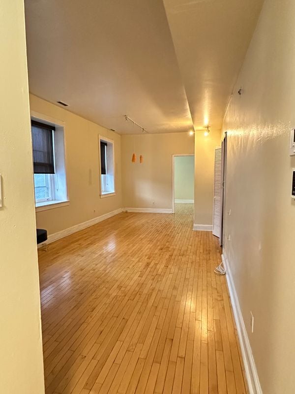 Building Photo - 126 Arch Street, 3