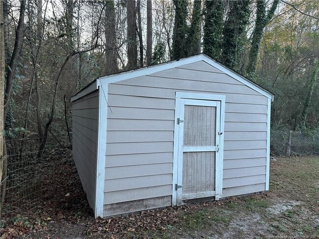 Building Photo - 2524 Penny Dr