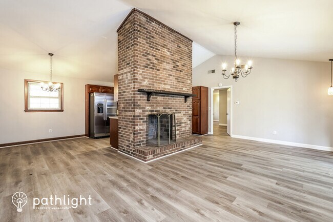 Foto del edificio - 2725 Spicewood Drive