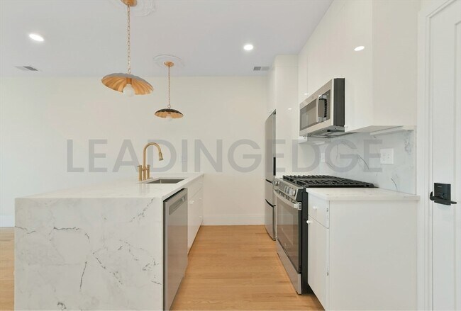 Foto del edificio - 219 Paris St