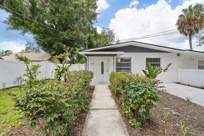 Building Photo - 5114 N Mac Dill Ave