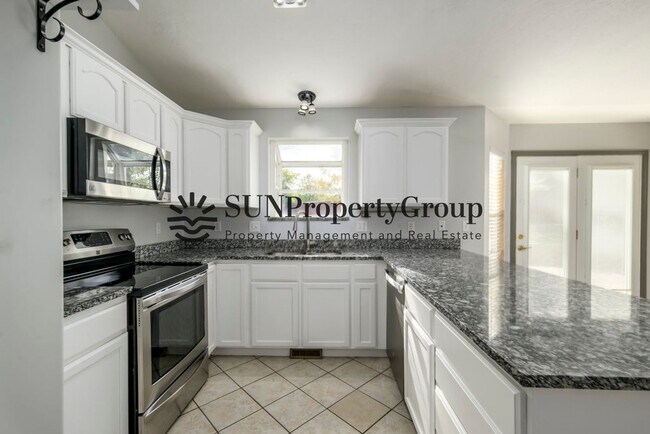 Foto del edificio - Great Family Home in Excellent West Jordan...