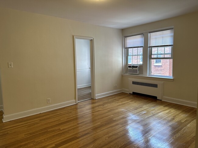 20 Concord Ave Unit 305, Cambridge, MA 02138 - Apartments in Cambridge ...