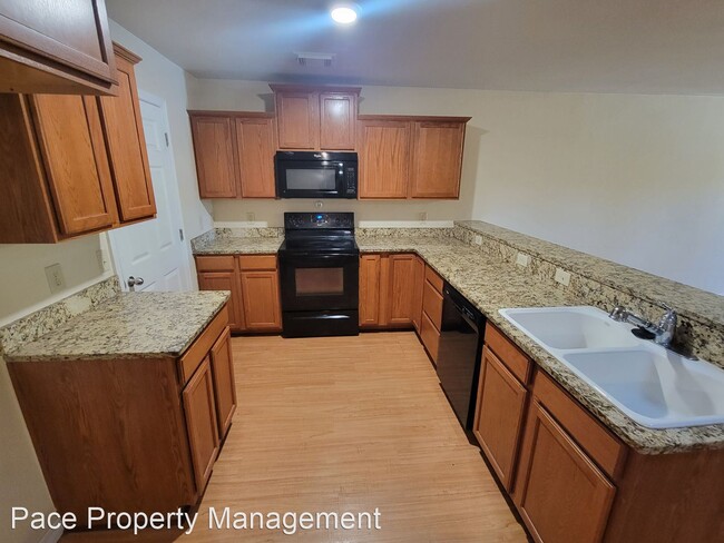 Building Photo - 4 br, 2 bath House - 2703 Steves Way