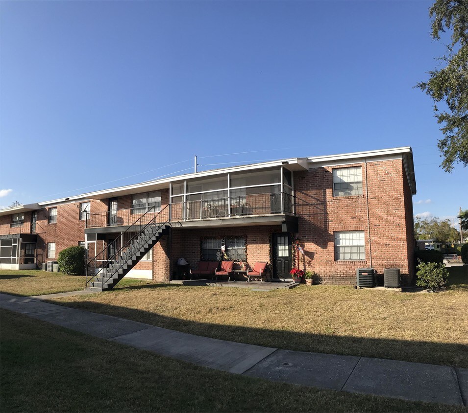Foto principal - 1410 W Holden Ave