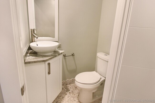 Foto del edificio - 9623 Boca Gardens Pkwy