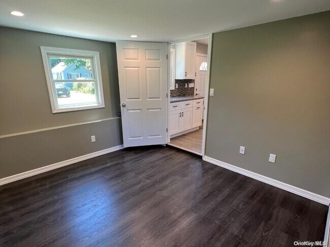 Foto del edificio - 253 E 17th St