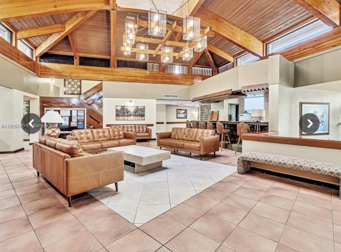 Foto del edificio - 1400 St Charles Pl