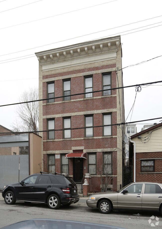 176 Waverly St Yonkers, NY 10701 Rentals Yonkers, NY