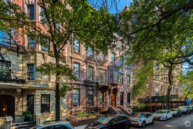 Foto del edificio - 185 Columbia Heights