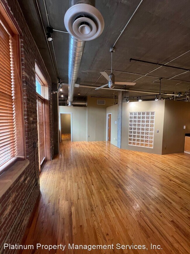 Foto del edificio - 2 br, 2 bath House - 3235 Roswell Rd -Unit...