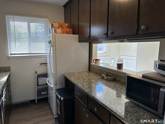 Foto del edificio - 208 Timber Ln