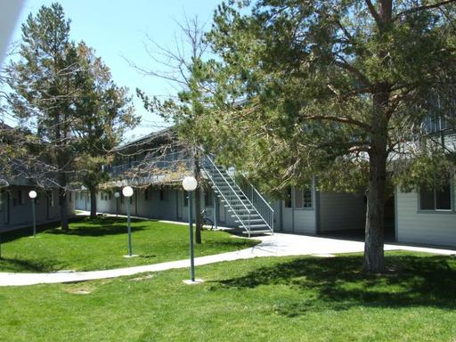 Building Photo - 832 S Saliman Rd