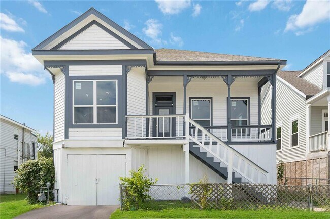 Building Photo - 2617 Avenue M 1/2