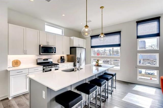 Foto del edificio - 2528 N Fitzhugh Ave