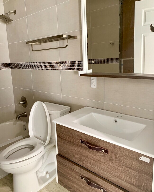 19715 SW 99th Pl, Miami, FL 33157 House Rental in Miami, FL