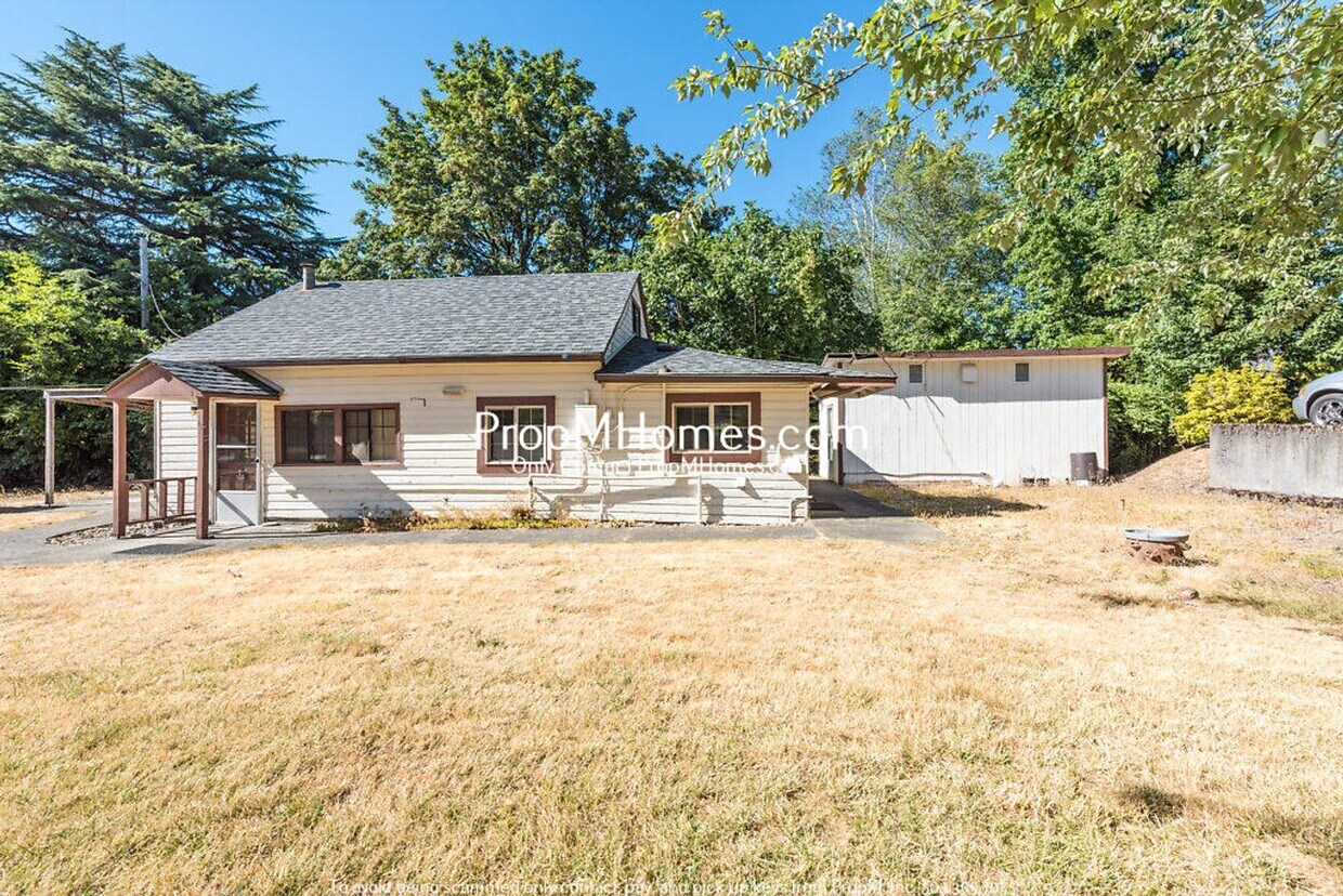 Primary Photo - Cozy One Bedroom Cottage in Oak Grove!