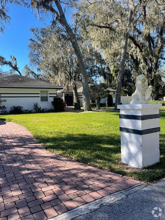 Oaks of Lakeland Pet Friendly Apartments for Rent Lakeland, FL 1