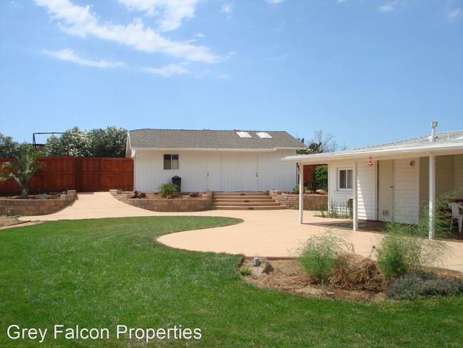 3 br, 2 bath House - 1988 Rainbow Glen Rd photo'