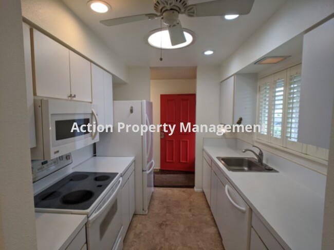 Building Photo - 2+ Bed 2 bath Condo in Sherwood Village