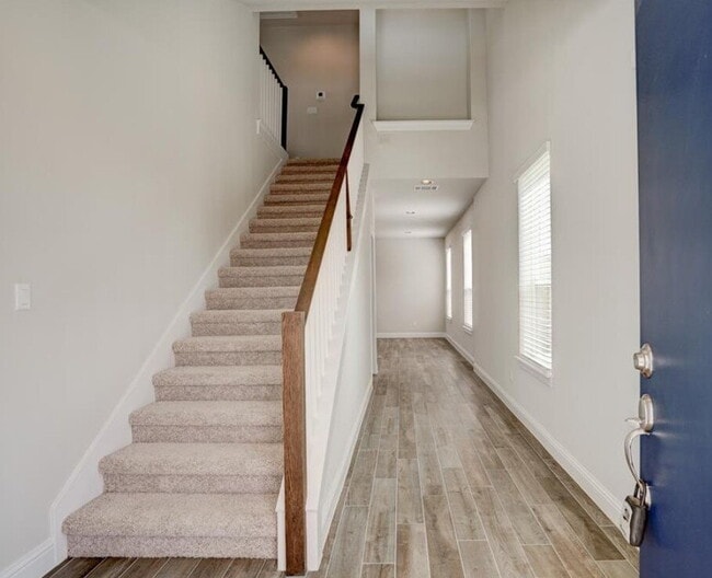 Foto del edificio - 130 Hidden Branch Cv