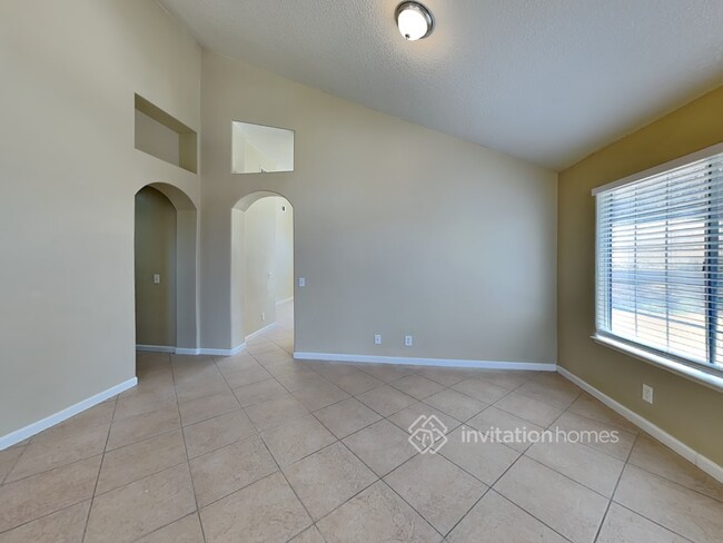 Building Photo - 40176 Los Olivos Ct