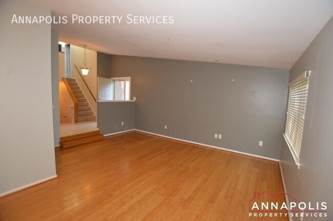 Foto del edificio - 4 Youngs Farm Ct