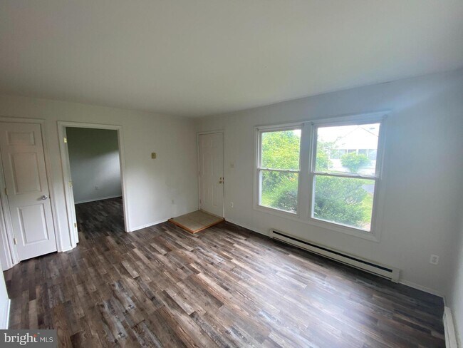 Building Photo - 3310 Lafayette Blvd