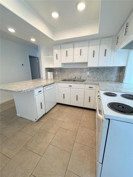 Foto del edificio - 20 Annapolis Ln