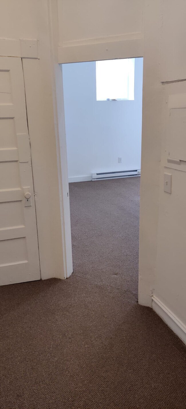 Hallway view into LR/DR - 2321 Eutaw Pl