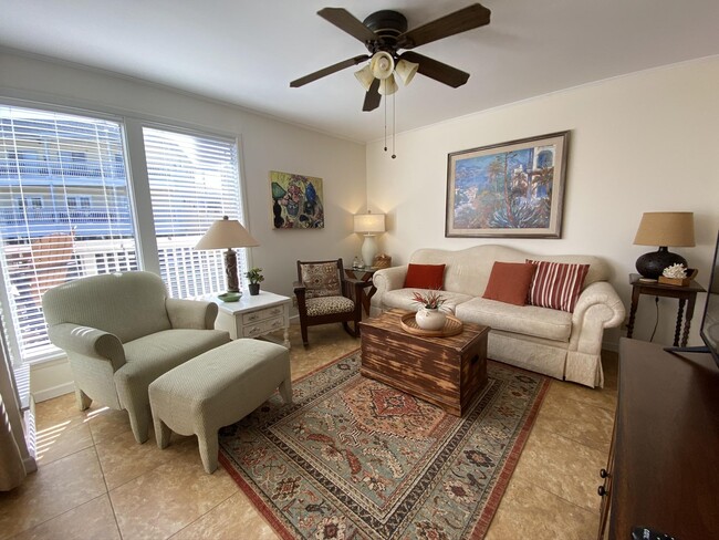 Foto del edificio - 775 Gulf Shore Dr