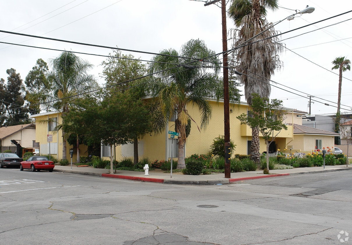 Foto principal - 1001 Van Ness Ave