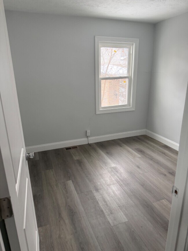 Foto del edificio - 13 Earl St