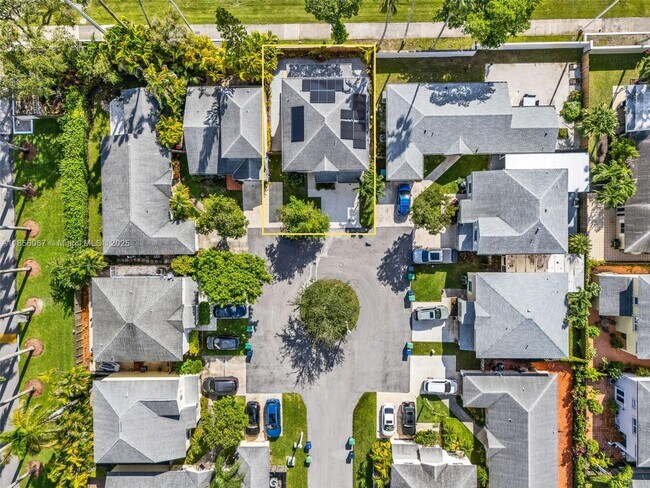 Foto del edificio - 10073 SW 117th Ct