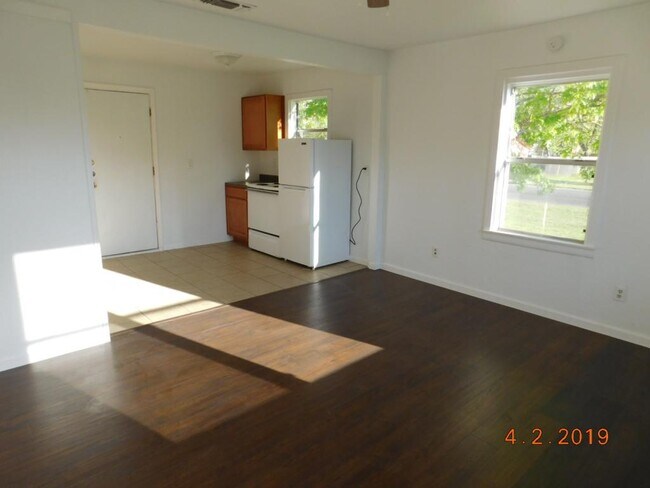 Foto del edificio - 407 N 2nd St