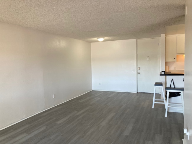 Building Photo - 6416 Friars Rd