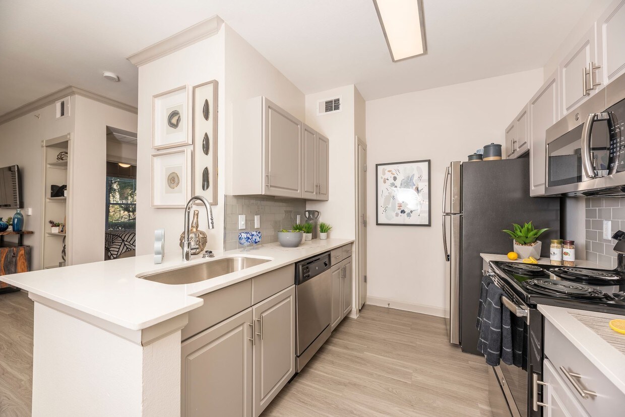 Woodbridge Villas Apartments in Sachse, TX