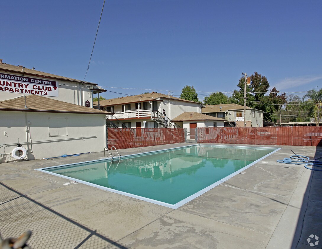 Country Club Apartments Sacramento