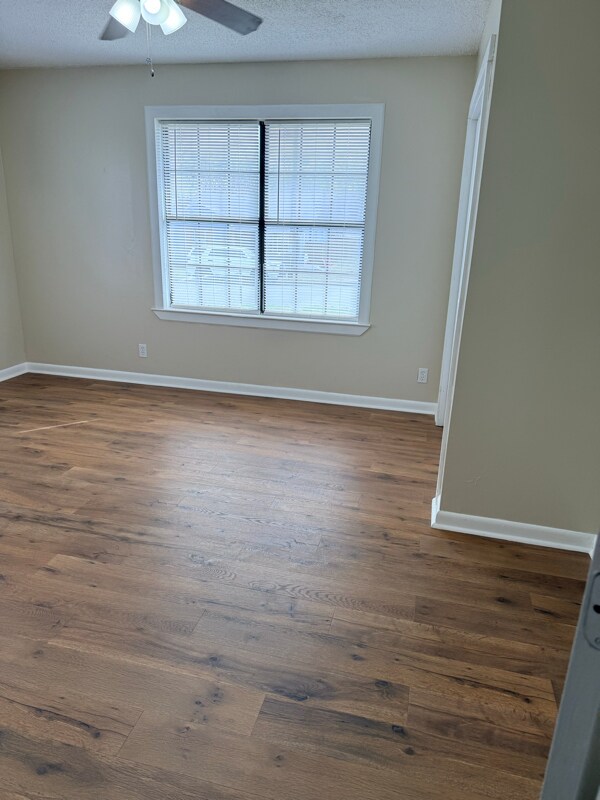 Foto del edificio - 414 W Ball St