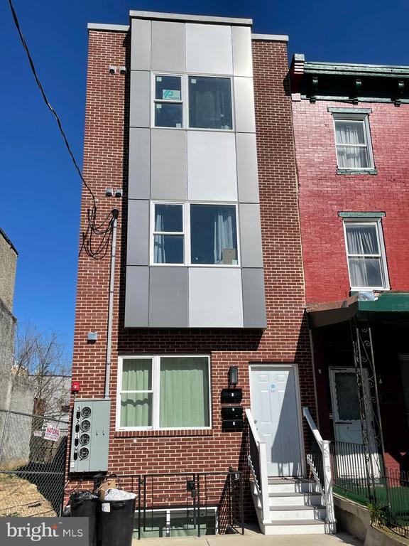 Primary Photo - 667 N 39th St