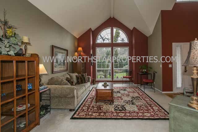 Building Photo - Large end of the cul-de-sac lot in the coveted Lakeridge neighborhood