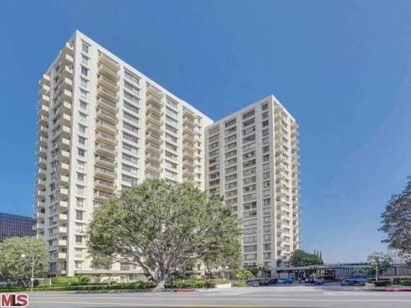 2160 C P E - 2160 Century Park E