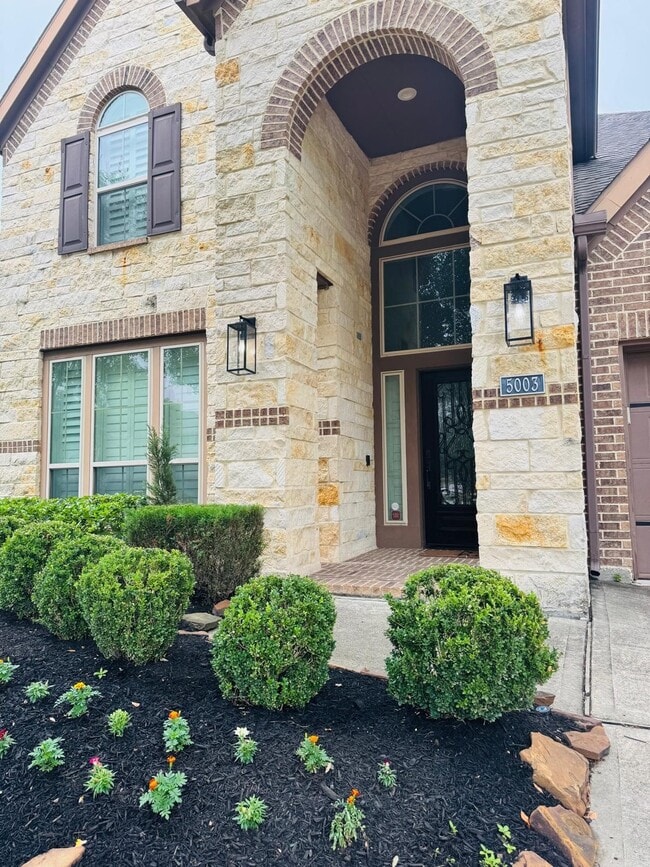 Foto del edificio - 5003 Raudabaugh Dr