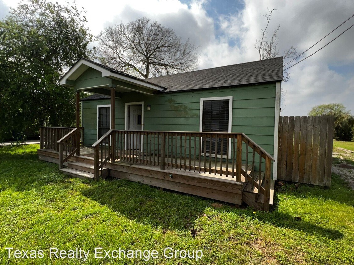 Primary Photo - 2 br, 1 bath House - 5225 Bonner Dr.