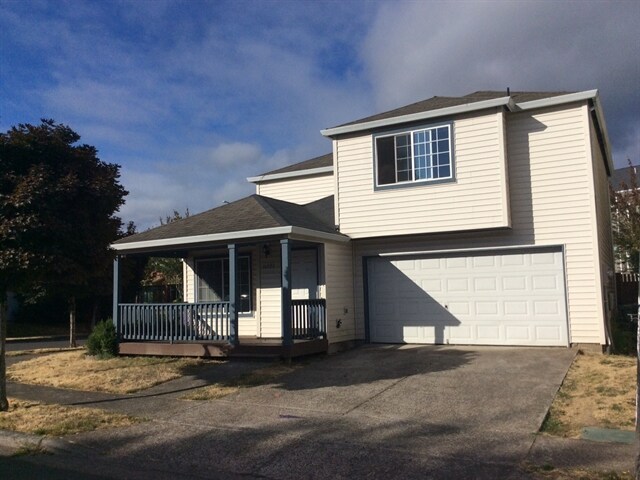 Primary Photo - 16993 SW Cashew Way