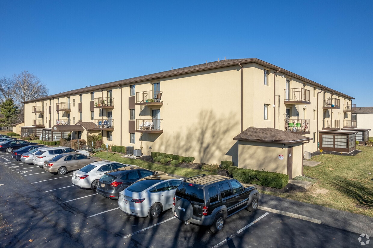 Sharon Woods Senior Village II Apartments in Columbus, OH